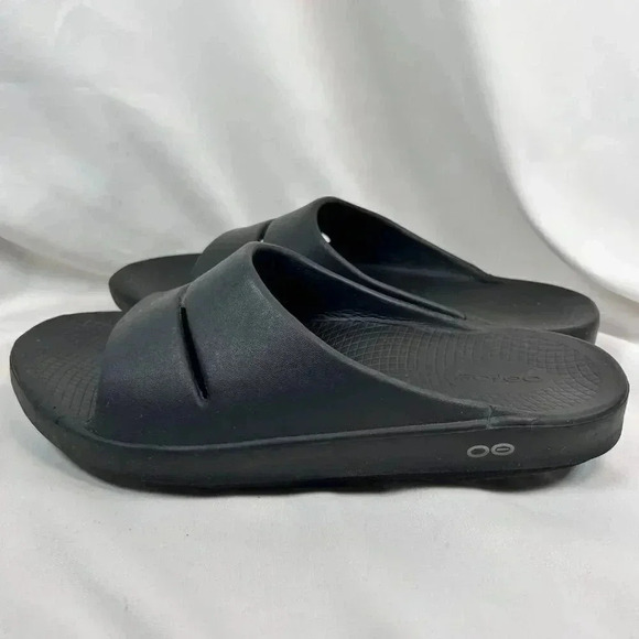 OOFOS OOahh Sport Flex Slides Size M9/W11 Black Athleisure - Picture 1 of 9